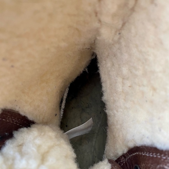 Women's Bean Duck Boots, 10" Shearling-Lined Brown/Brown 6(D), Leather/Rubber - Picture 6 of 6